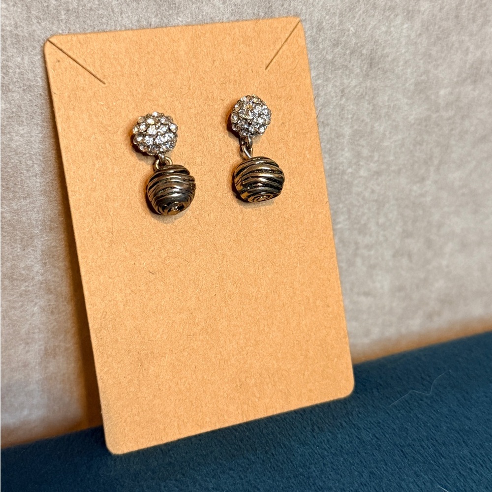 Gold & Silver Crystal Drop Earrings – Elegant Statement